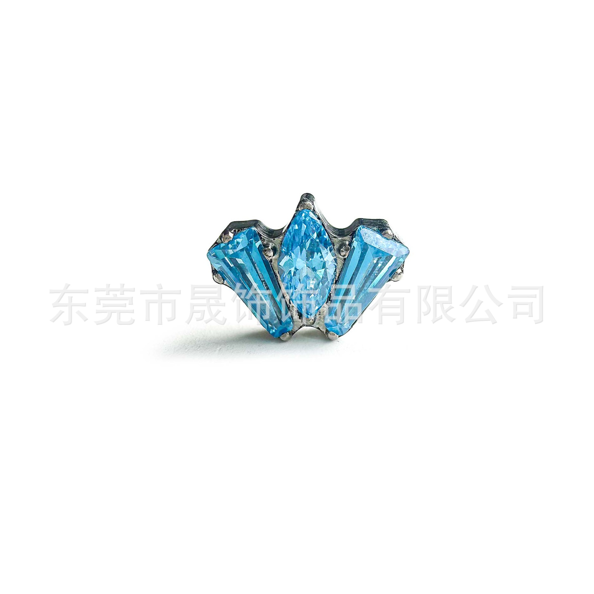 G23 Implant Grade Titanium Ear Stud 梯 Cubic Zirconia Internal Thread Helix Cartilage Stud Labret Stud Titanium Jewelry 头厂家