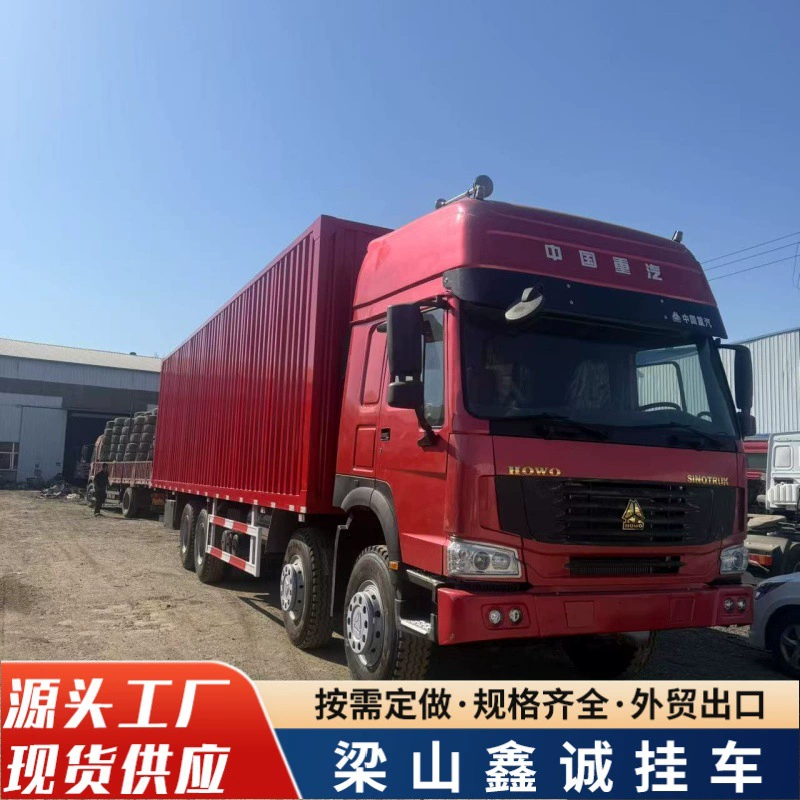 Трансграничная продажа большегрузных автомобилей SINOTRUK HOWO 9.6m с четырьмя осями спереди и восемью осями сзади.