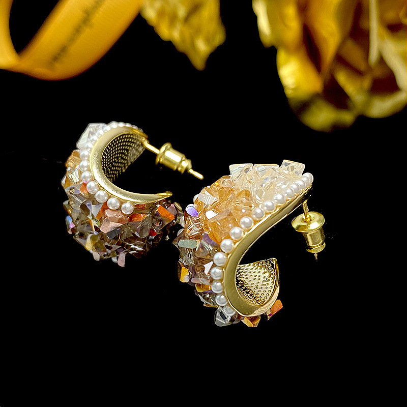 1 Pair Retro C Shape Inlay Alloy Artificial Crystal Artificial Pearls Ear Studs display picture 4