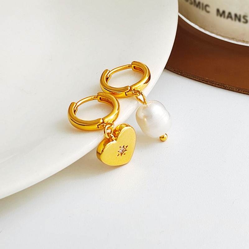 Fashion Heart Shape Copper Pearl Plating Inlay Zircon Dangling Earrings 1 Pair