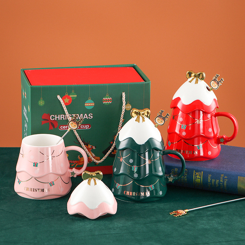 网红热销陶瓷杯圣诞树造型马克杯带盖带勺水杯咖啡杯情侣礼物杯子
