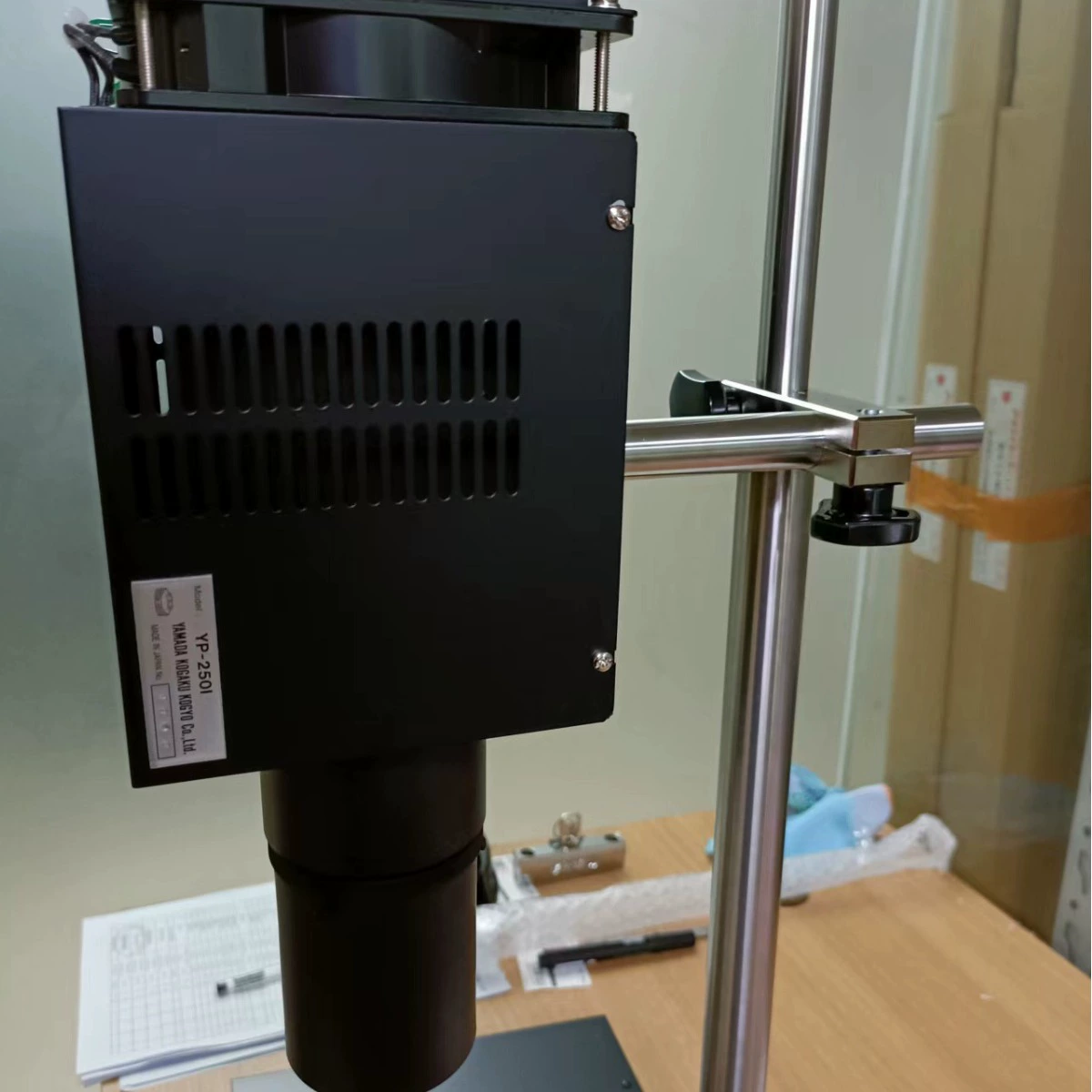 Маленький принц!! Галогенная лампа S-VANS Strong Light 185LE — это лампа для визуального контроля в наличии.