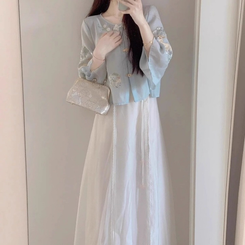 新しい中国風の民族風スーツ春と夏の年齢を減らす漢服シャツトップ女性のためのスーパーフェアリーシフォンスカート 2 点セット|undefined