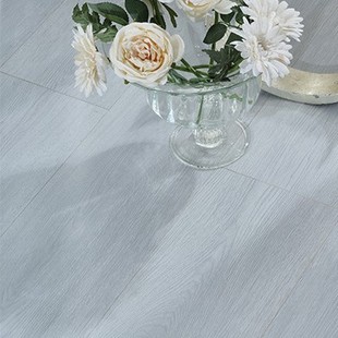 Laminated Wood Flooring for Home Use, Wear-Resistant and Waterproof, Self-Laying Snap-On Floor Heating Special Wood Flooring Factory Direct Sales