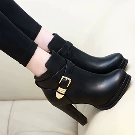 女式时装单鞋;高跟凉鞋;女式皮靴