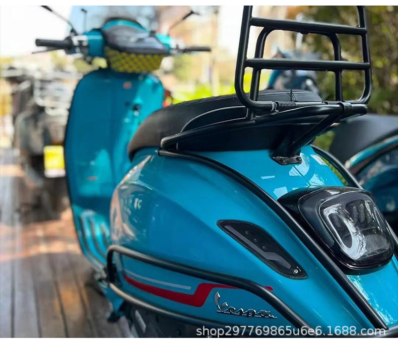 Suitable for Vespa modification, original factory new genuine rear bumper for Vespa Spring Sprint 150, black and silver protection