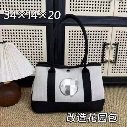 2026 New Simple Handheld Women's Canvas Dustproof Bag, Modified Garden Tote Bag, Large Capacity Single-Shoulder Commuting Bag