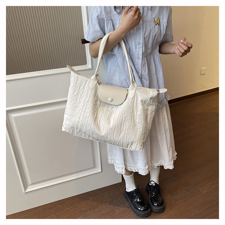 Wrinkled Nylon Handheld Travel Bag Women Large Capacity Single Shoulder Luggage Tote Lightweight Short Trip Business Trip Fitness Storage Bag