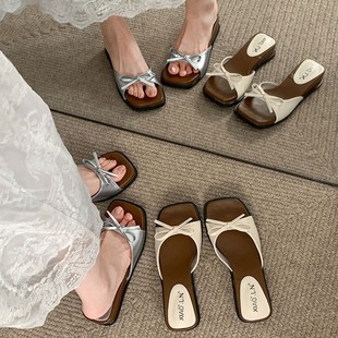 White Retro Wedge-Heeled Slippers for Women's Summer Outer Wear 2025 New Style with Skirt French Sandals