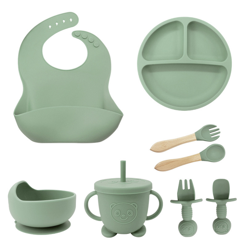 Eight-piece set (115g Bib + suction cup + bowl + straw cup + wooden fork spoon + bear fork spoon): Army Green