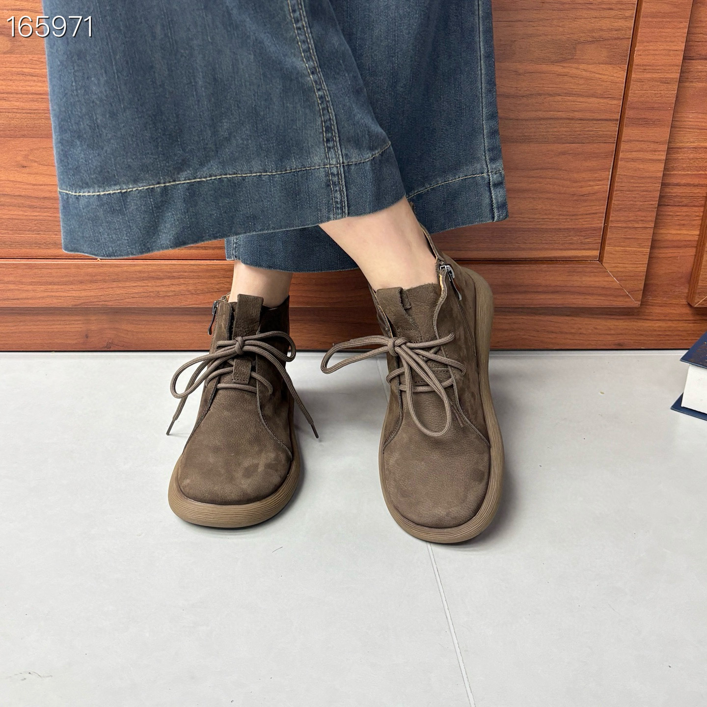 Boot nữ da thật cổ cao mũi tròn dây kéo bên lót nhung ấm — Màu xám chi tiết 3
