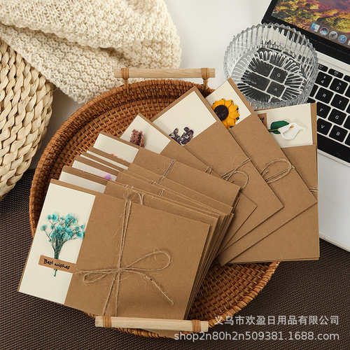Retro-style dried plant flower birthday greeting card, handmade foldable thank you DIY small card, simple design.