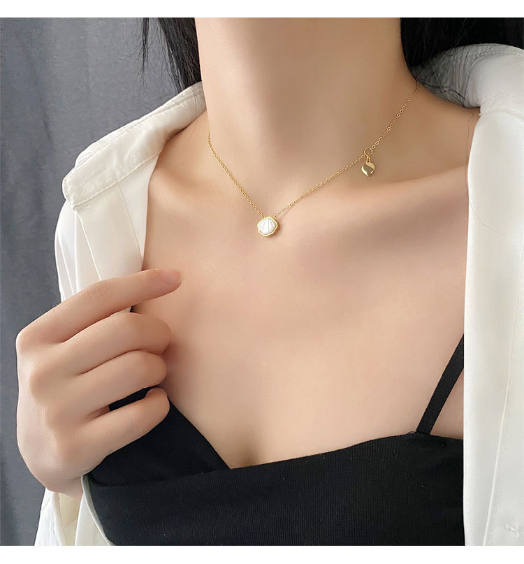 Fashion Shell Titanium Steel Inlay Shell Pendant Necklace 1 Piece