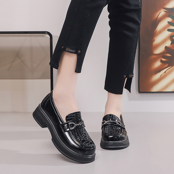 Women's shoes English style