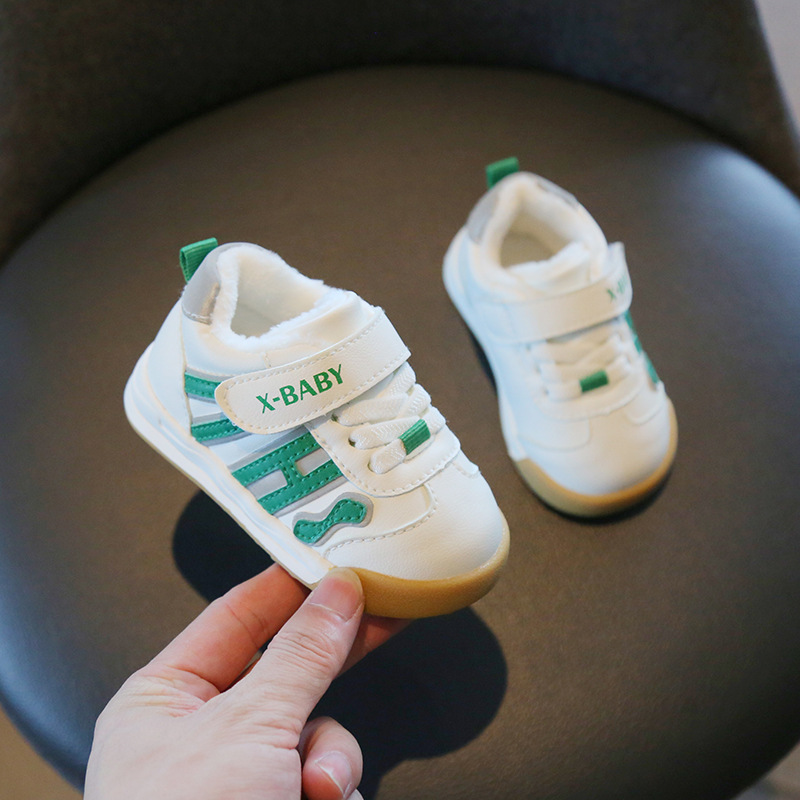 Zapatos de algodón para bebés de invierno para mujeres de 1 a 3 años de edad para niños y niños pequeños zapatos forrados de lana para niñas de otoño e invierno zapatos de bebé de fondo suave para niños pequeños