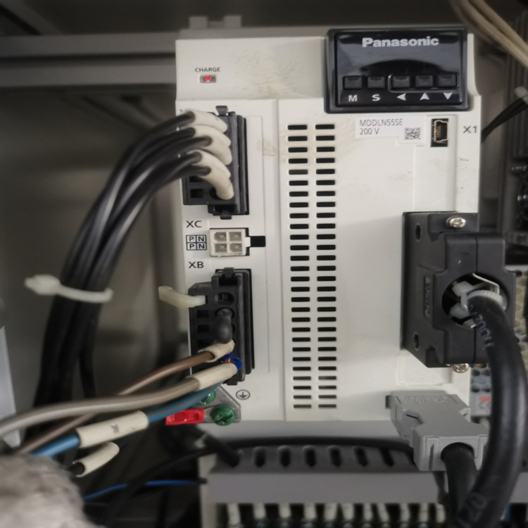 SGDM-50ADA SGDM-30ADA SGMG-13A2A驱动器SGDV-120A01ASGDM-A5BDA