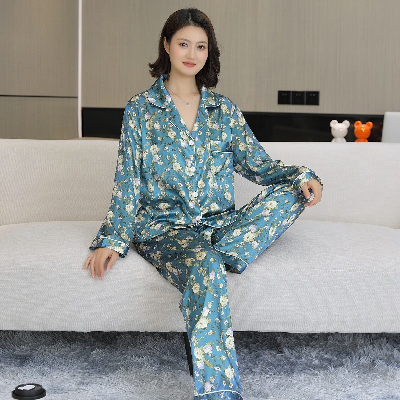 파란색 배경 꽃무늬(긴 소매 및 바지)