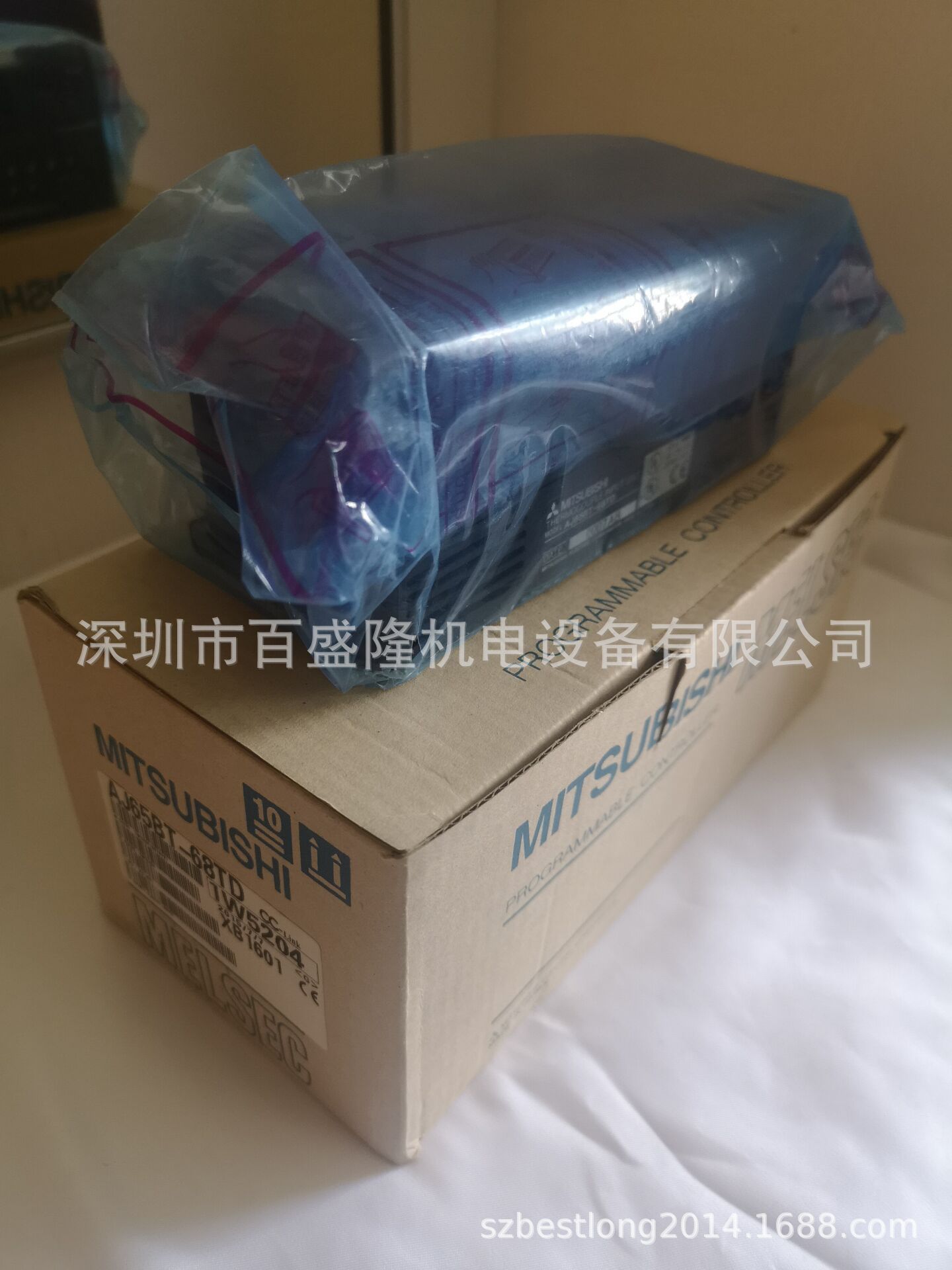三菱MITSUBISHI原装全新 PLC模块AJ65BT-64DAI