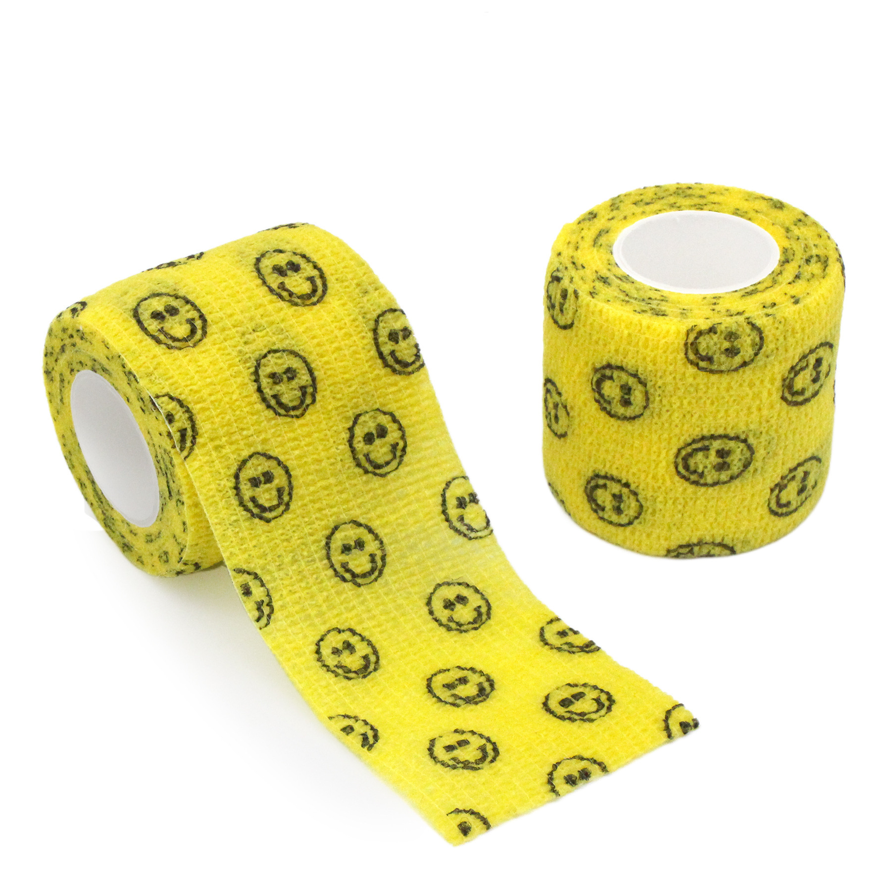 Pequeña cara sonriente con fondo amarillo