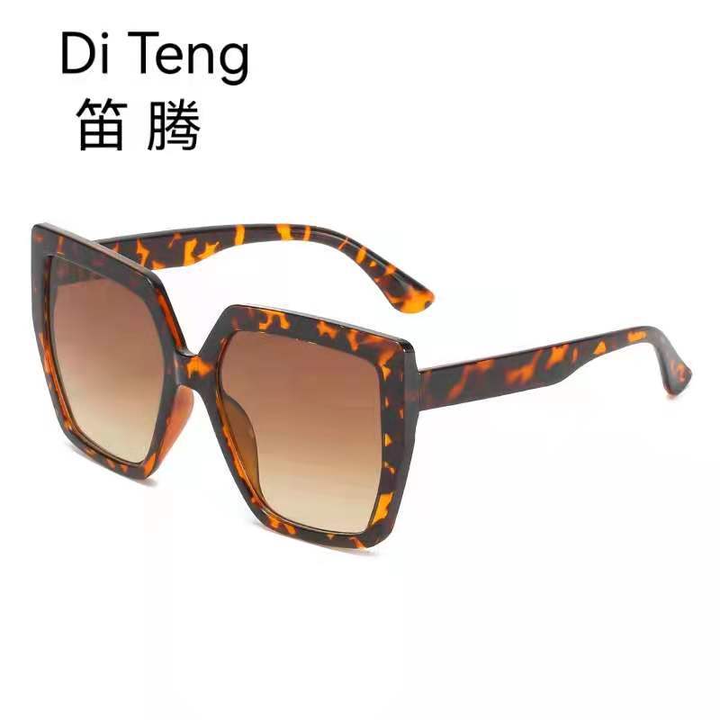 New Sunglasses Men And Women Square Large Frame RETRO SUNGLASSES Street Photo Trendsetter Sunglasses