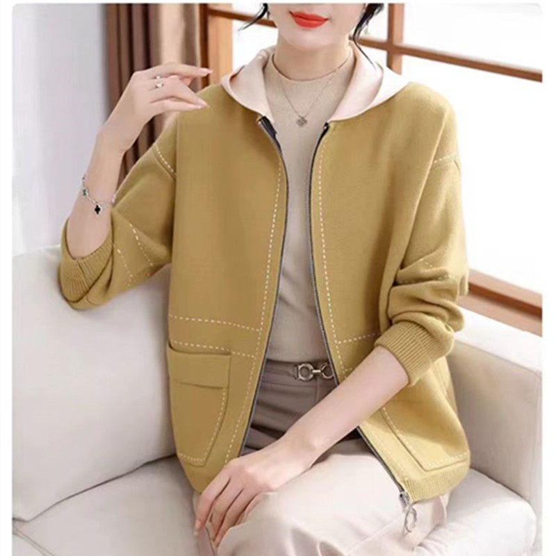 媽媽裝2025春秋時尚減齡針織開衫連帽外套中老年女裝大碼上衣外套