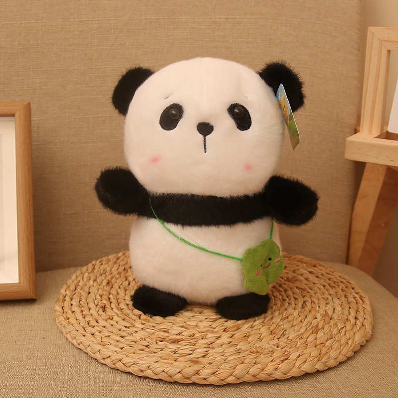 Lindo panda gigante muñeca peluche tesoro nacional panda muñeca colgante pequeña muñeca de trapo recuerdo de viaje
