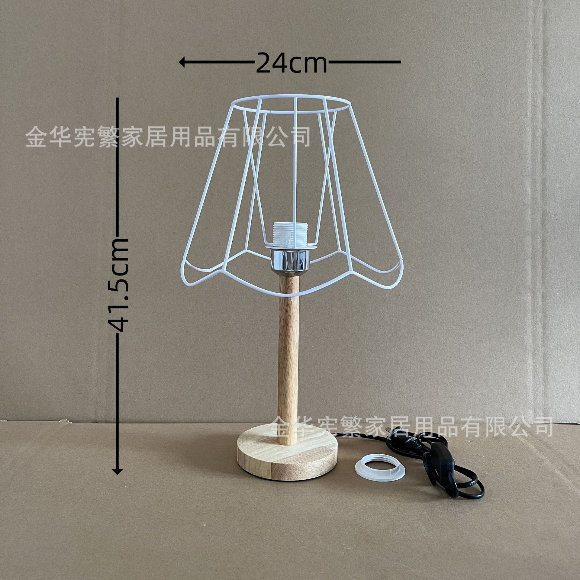 13x24x19 상단 원형 및 하단 골판지 직선 철 프레임 + 28 높이 통나무 베이스