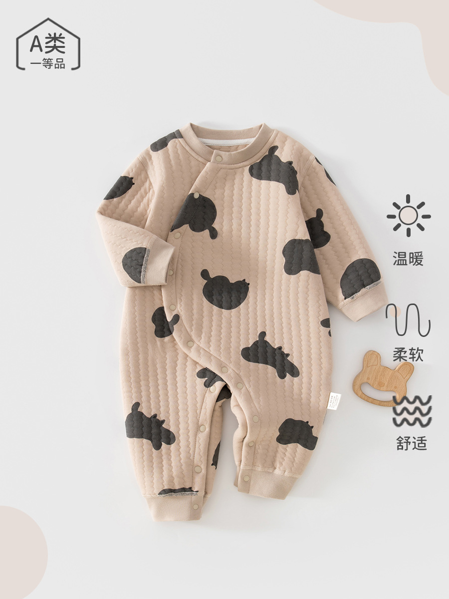 Uniforme de bebé otoño y invierno capa de aire caliente chaqueta para bebés en el hogar ropa de escalada de algodón intercalada ropa caliente