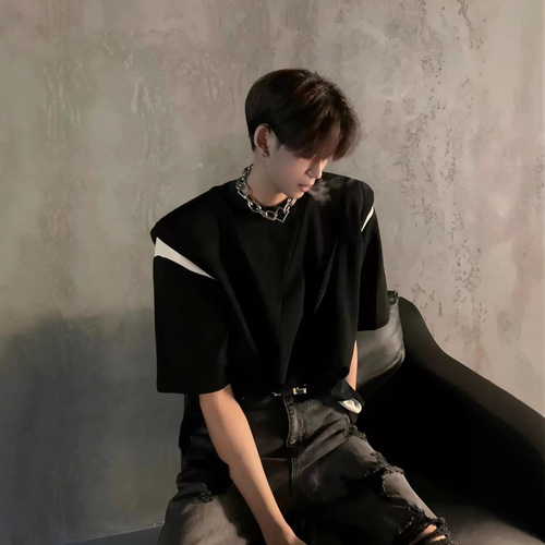 Designer Shoulder Collar T-Shirt for Men, Niche High-End, Fragmented Deconstruction, American Short Sleeve, Trendy Brand, Men's Model Fashion