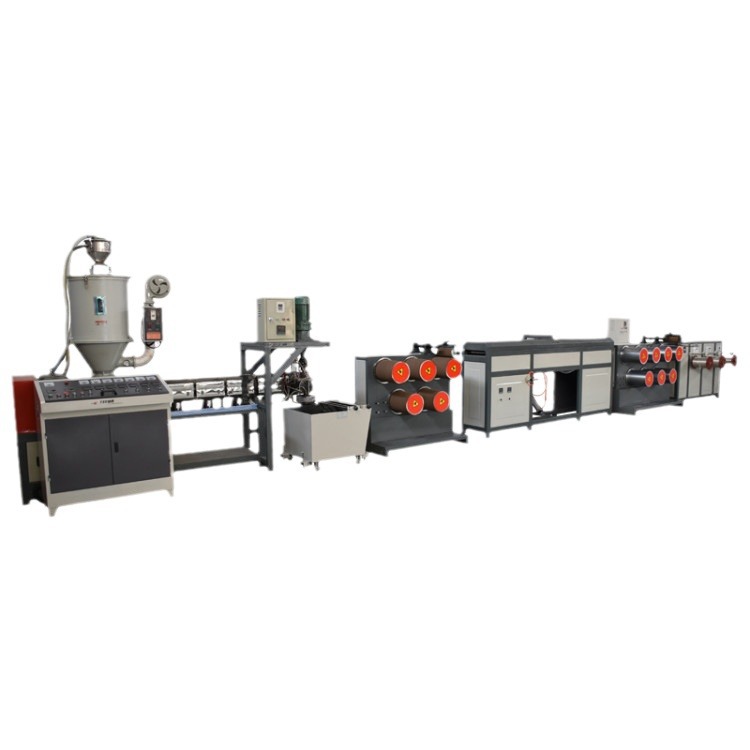 齐兴机械PE塑料圆丝拉丝机 大棚吊绳网绳网眼袋圆丝拉丝组