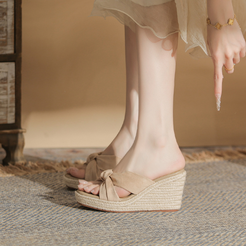 Sandal cao gót nữ hở mũi đế xuồng gót cao 9 cm — Xanh lá cây nhạtcolor