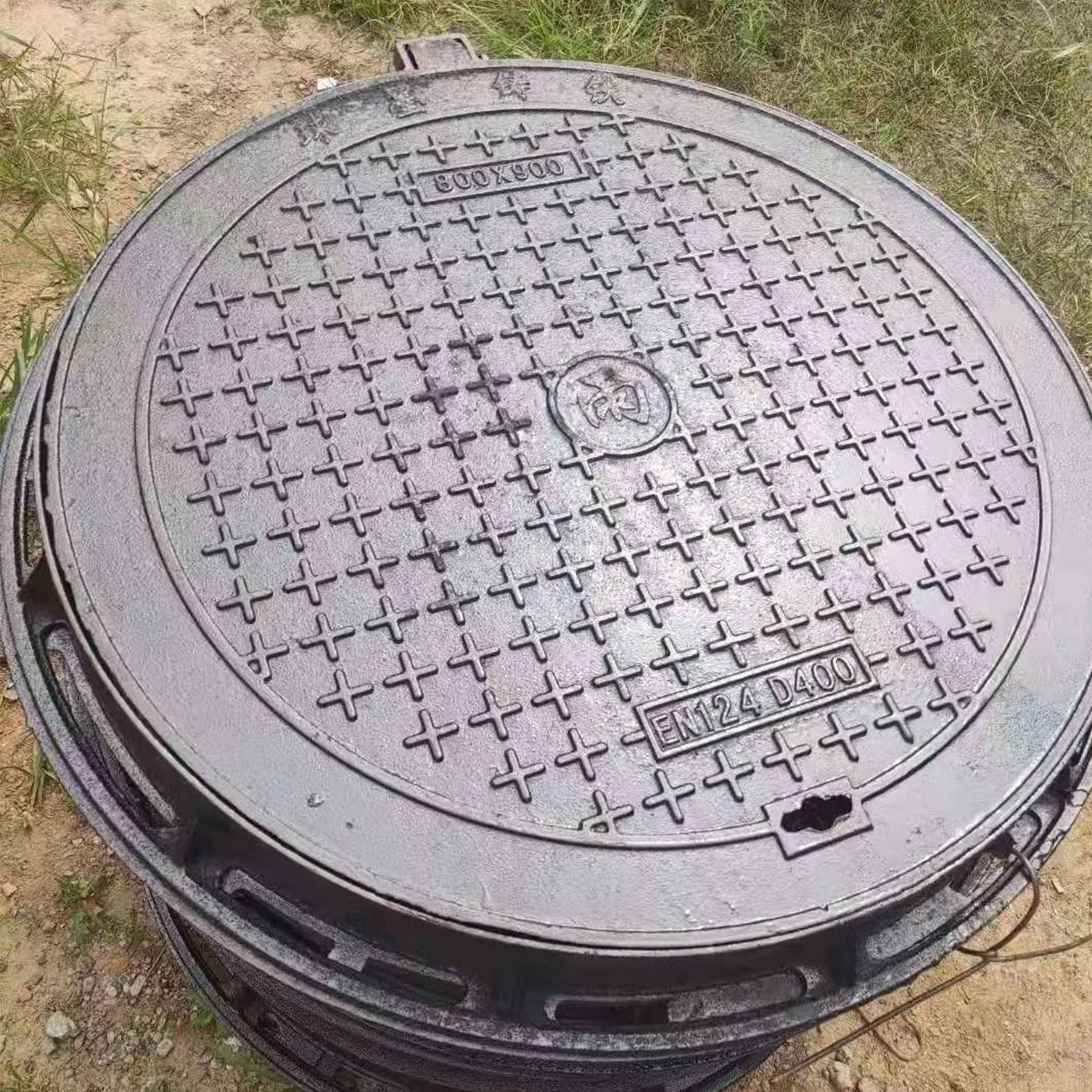 福清球墨铸铁厂家直销铸铁井盖污水雨水下水道窨井盖沙井盖圆形