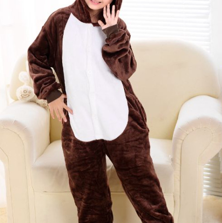 Pijamas transfronterizos al por mayor de fábrica Labubu pijamas femeninos de una sola pieza de dibujos animados pijamas de animales de franela Capibala