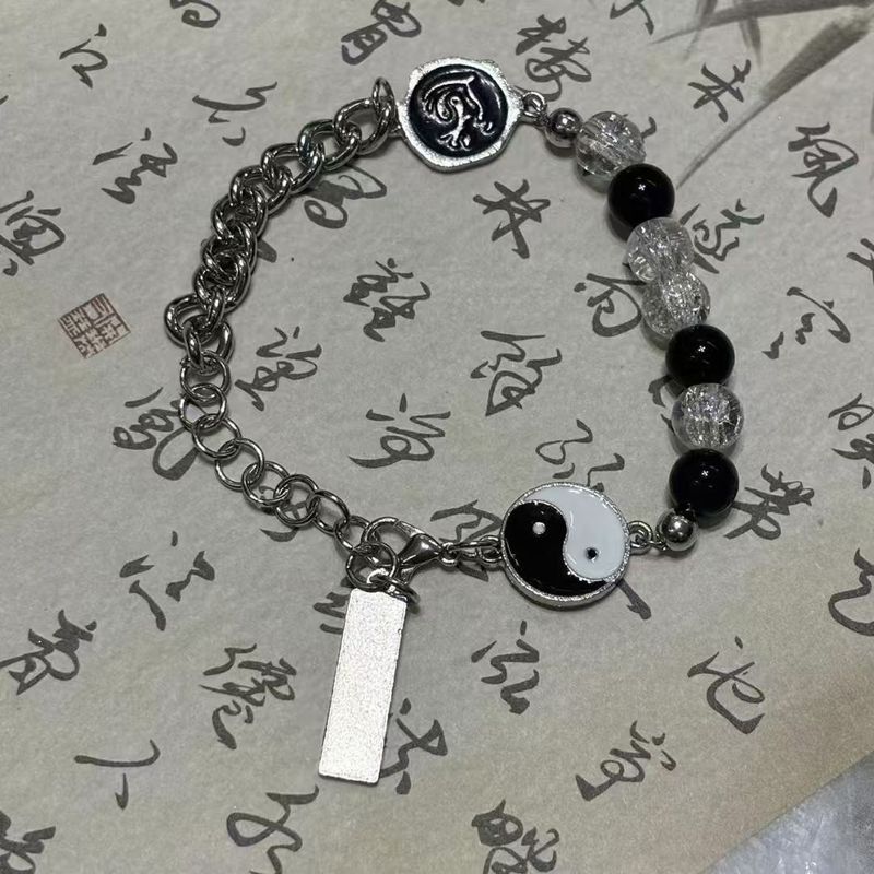 新款国潮小红书爆款磨砂串珠手串蝴蝶小设计手工手链饰品直播批发|undefined