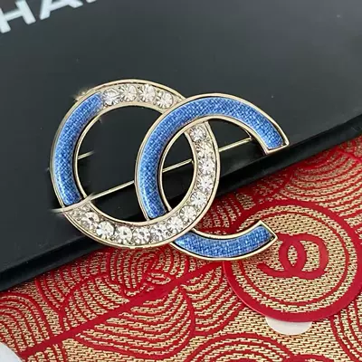 Yaxa sancaqları – and Cool Heart Design - denim-patchwork-brooch