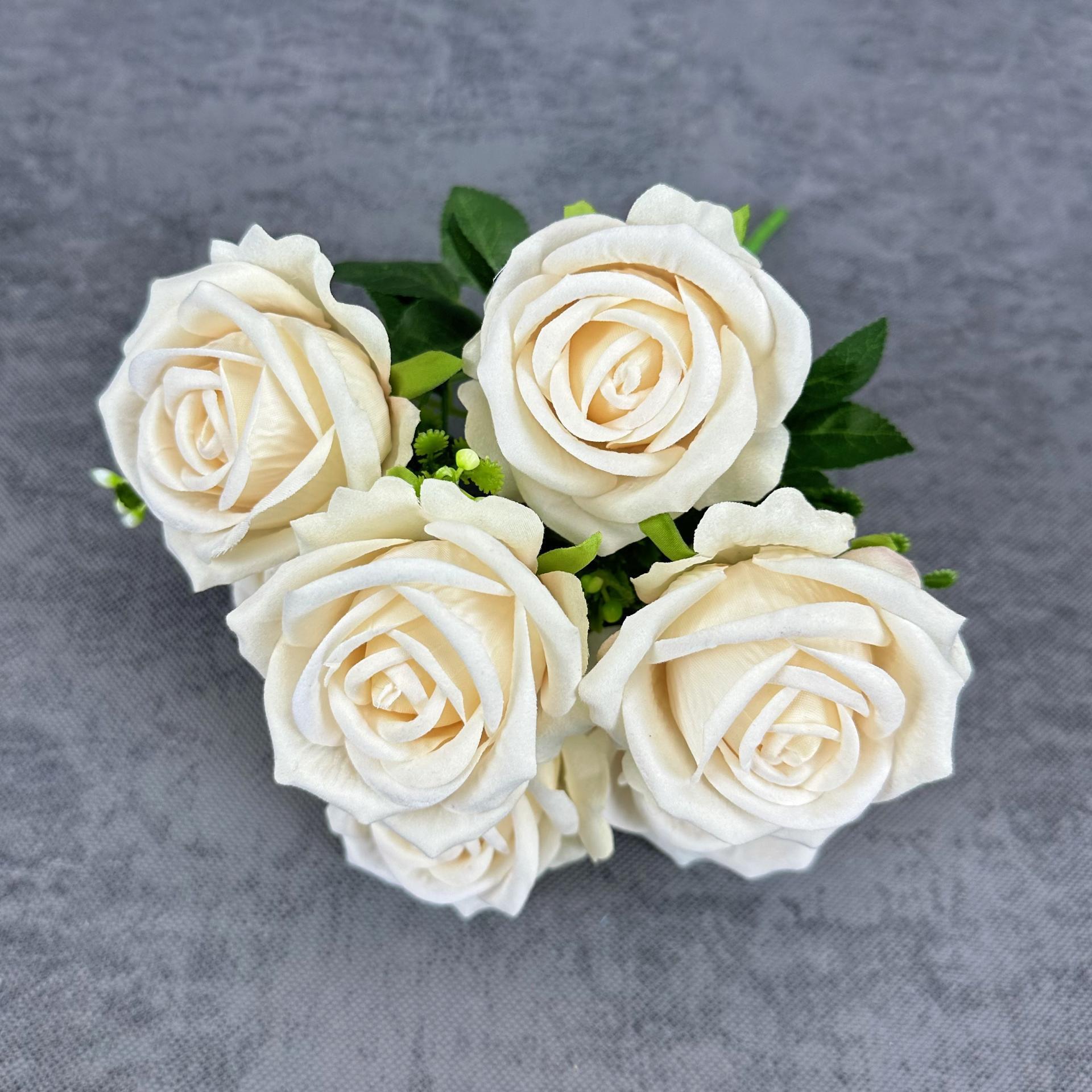 Simulación de 7 cabezas de tela de terciopelo rosa boda decoración del hogar decoración de mano transfronteriza flores falsas adornos al por mayor