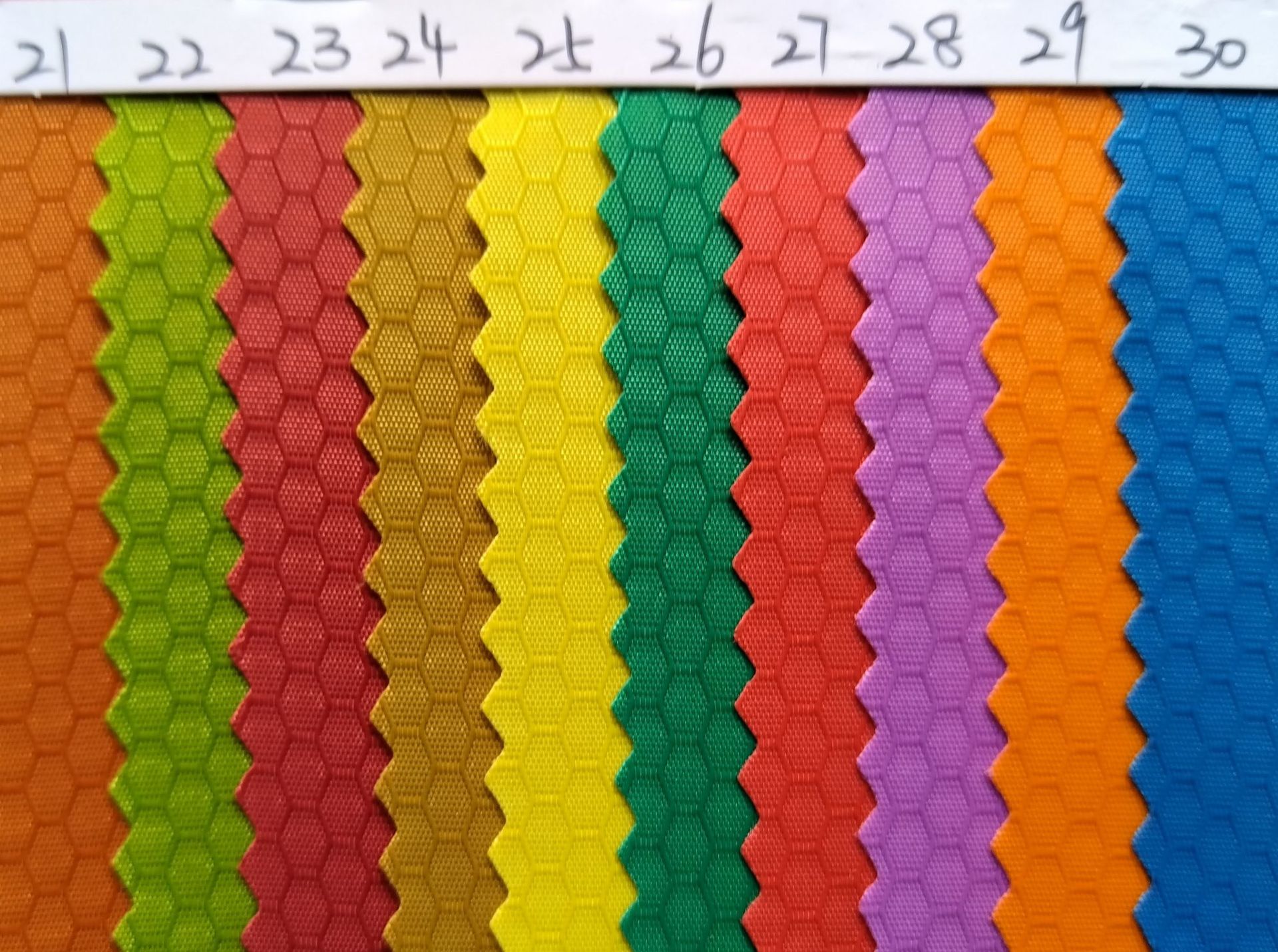 d8c203cdaeff05052589da9132d7bc