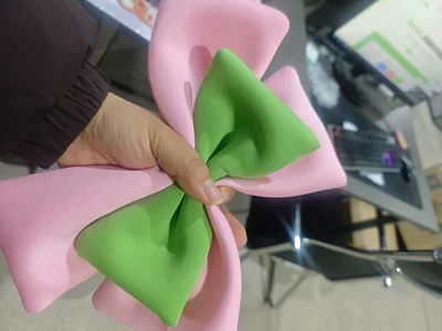 Motosiklet ləvazimatları və aksesuarları — car backrest bowknot decoration - big-pink-and-small-green-bow