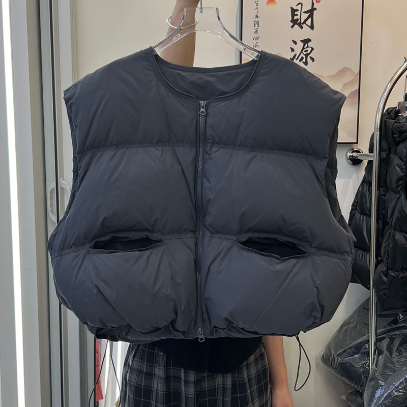 회색