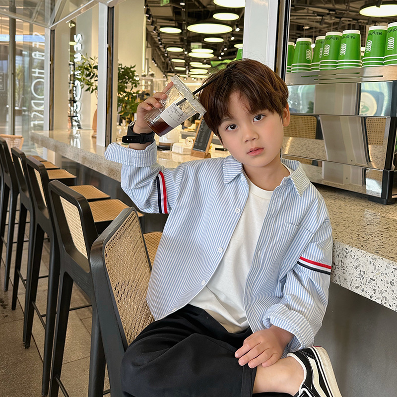 Tong chenchen mamá niño ropa estilo occidental hong kong estilo elegante camisa para niños estilo universitario camisa de manga larga top a rayas moda TB