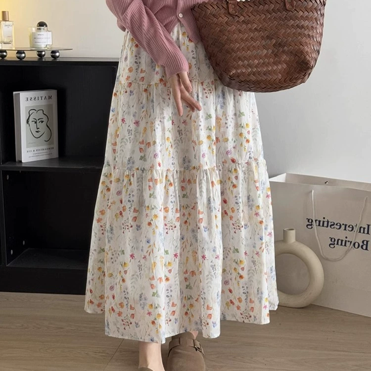 Белая цветочная юбка-трапеция в французском стиле для женщин, лето 2025, новая миниатюрная драпированная юбка-зонтик.