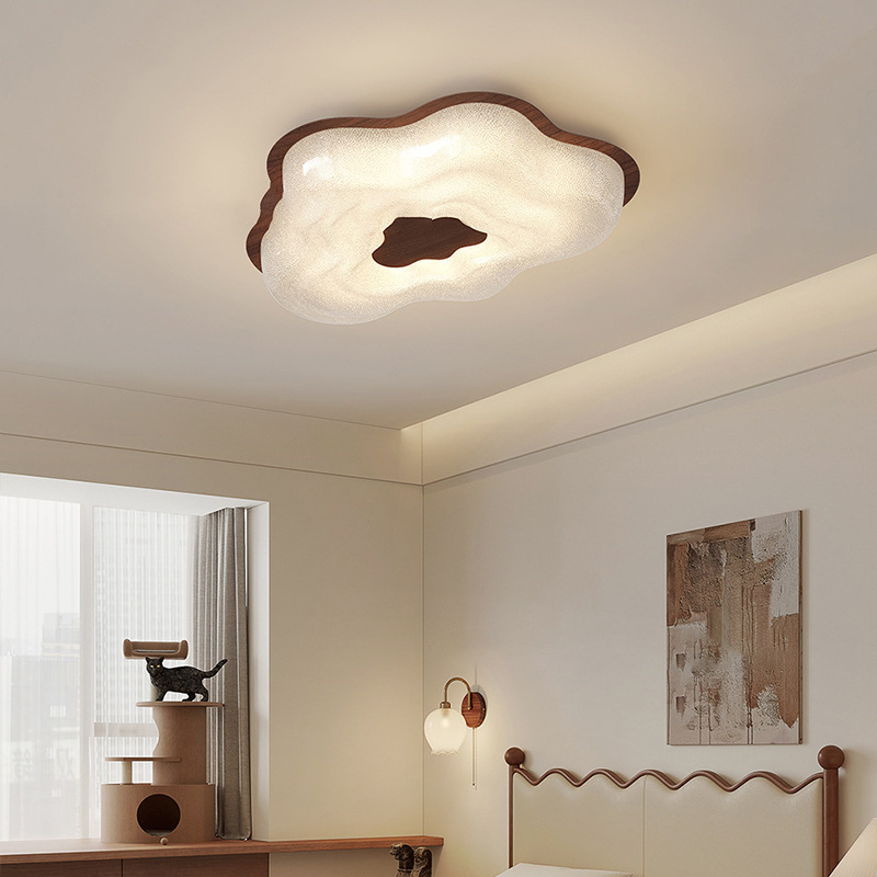 Moderno y simple nuevo estilo de lujo ligero lámpara de techo de dormitorio de arena de cristal protección ocular inteligente lámpara de habitación de dormitorio principal en forma de flor de estilo antiguo