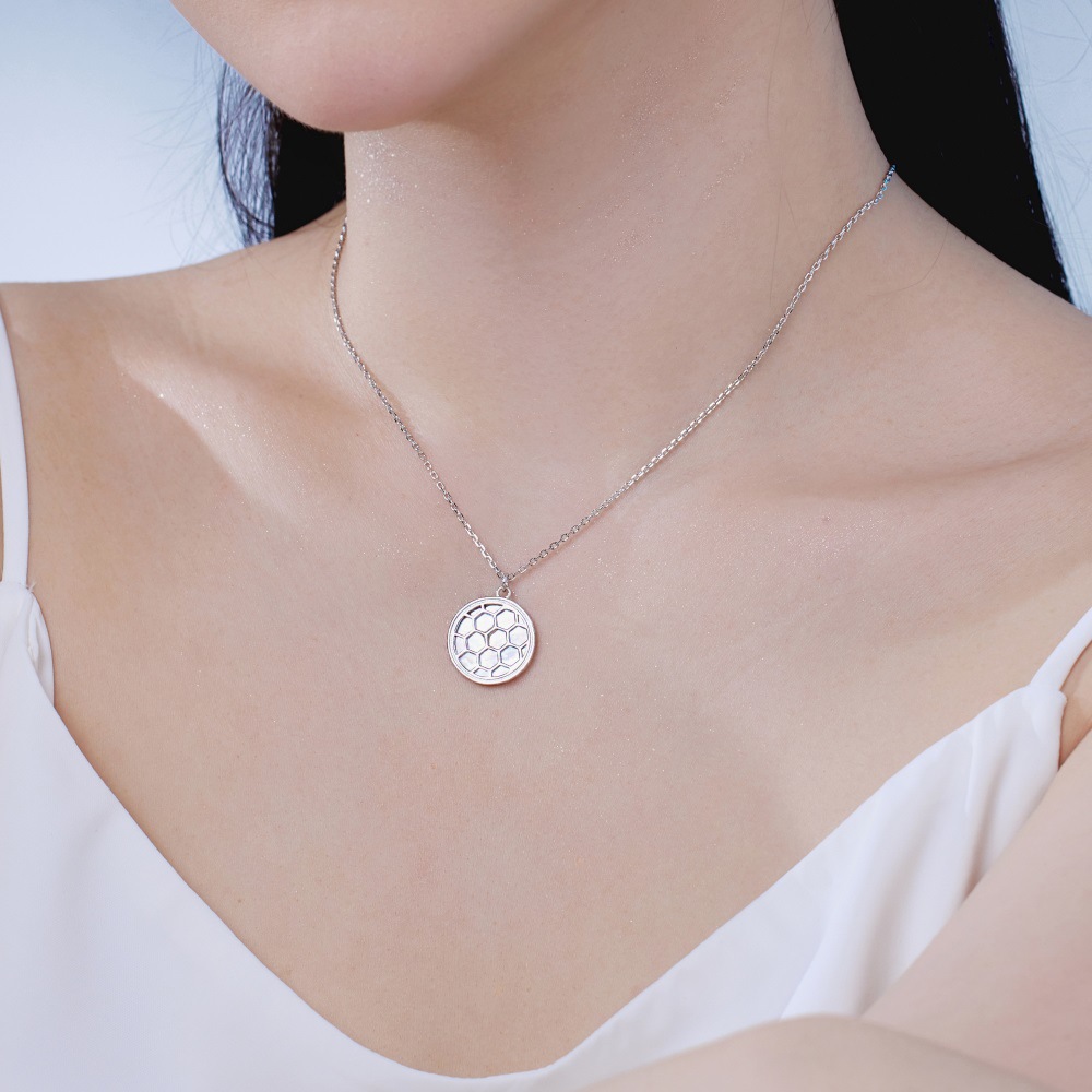 9g Weight 925 Sterling Silver Pendant Material Zircon Inlay Material Pendant Necklace Classification 925 sterling silver Chain Material 1 Piece Quantity Holiday, Daily Occasion 925 Sterling Silver Material Conch, Hippocampus, Fish Pattern Women's Gender Plating, Inlay Design Basic, Modern Style, Classic Style Style 925 Sterling Silver Zircon Plating Inlay Conch Hippocampus Fish Pendant Necklace 35