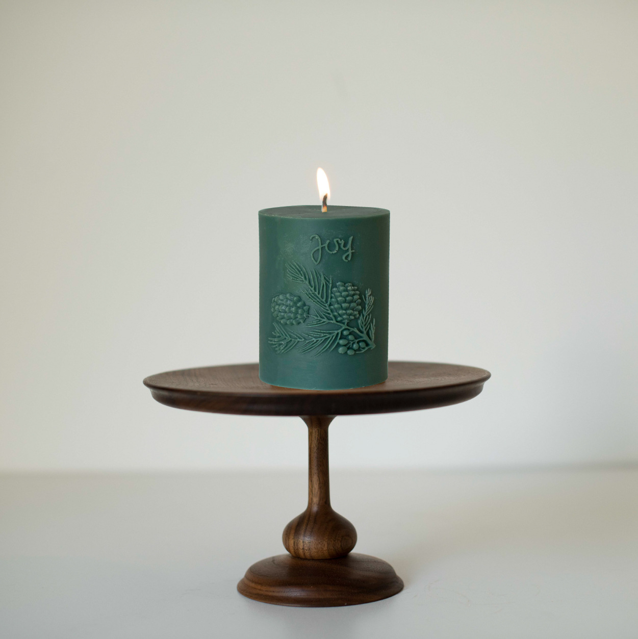 Amazon caliente-venta decorativa en forma de columna Significado de Protección Ambiental hecho a mano libre de humo vela regalo aromaterapia regalo mano