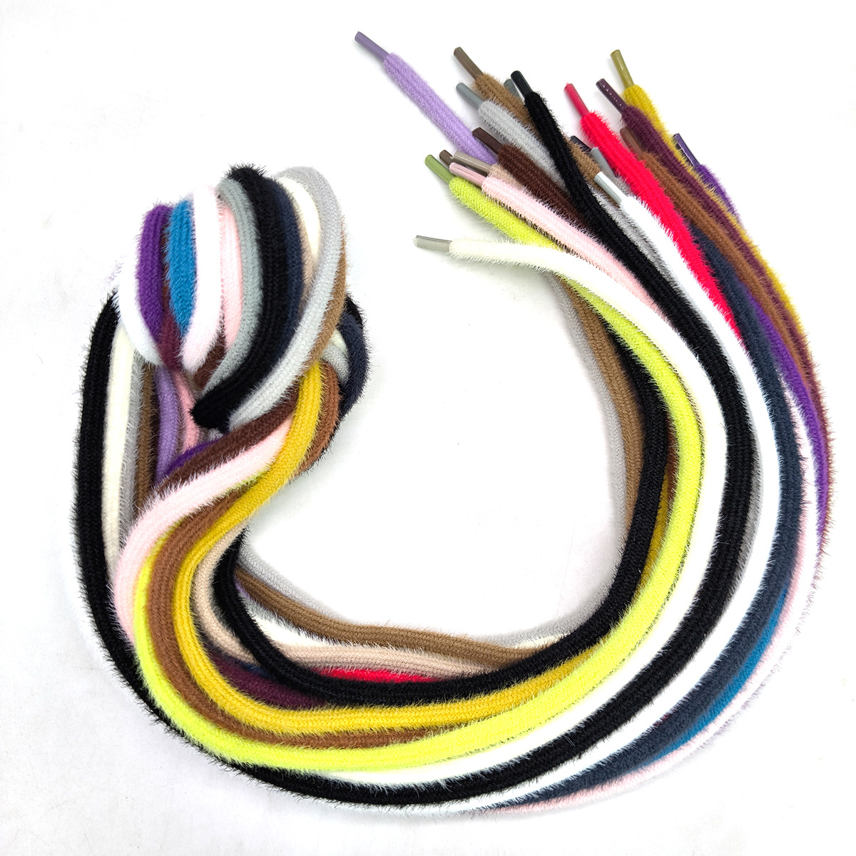 5mm encantador viento imitación de visón otoño invierno bolsas centrales cordones de zapatos casuales cordones de peluche adaptar AJ1 zapatos de entrenamiento alemán zapatos de pan