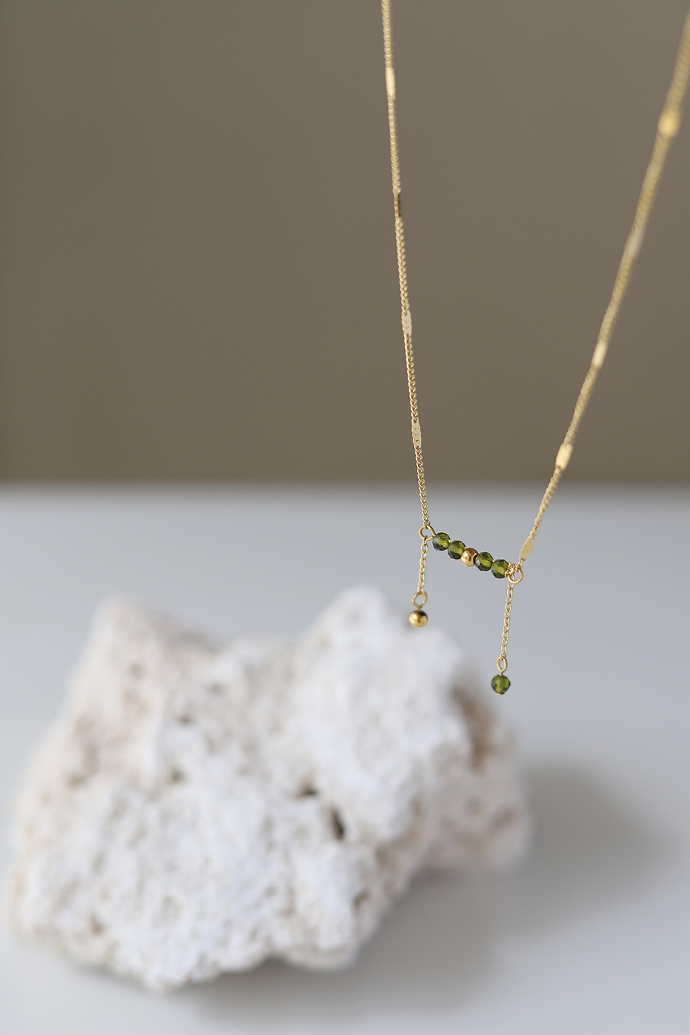 Elegant Geometric Titanium Steel Necklace Plating Artificial Crystal Stainless Steel Necklaces_colorza_1