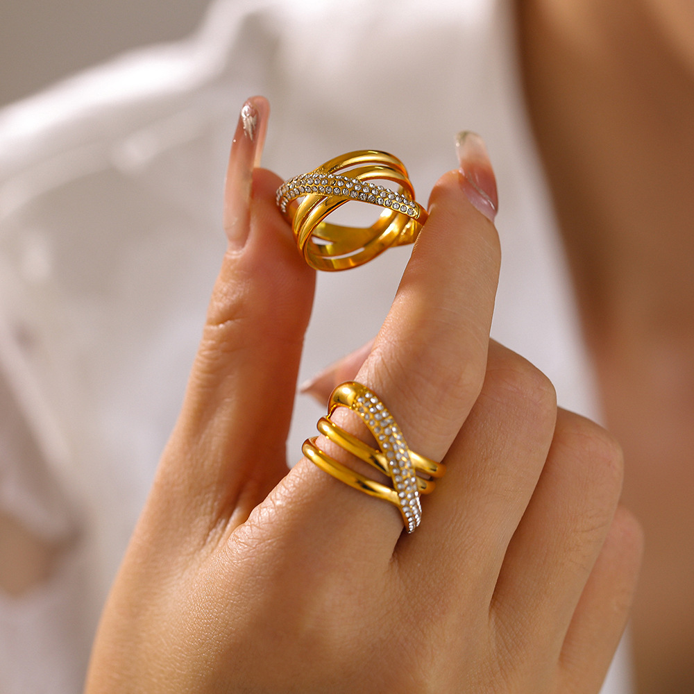 Vintage Niche Stainless Steel Ring Cross Wrap Diamond Ring_voghion.com