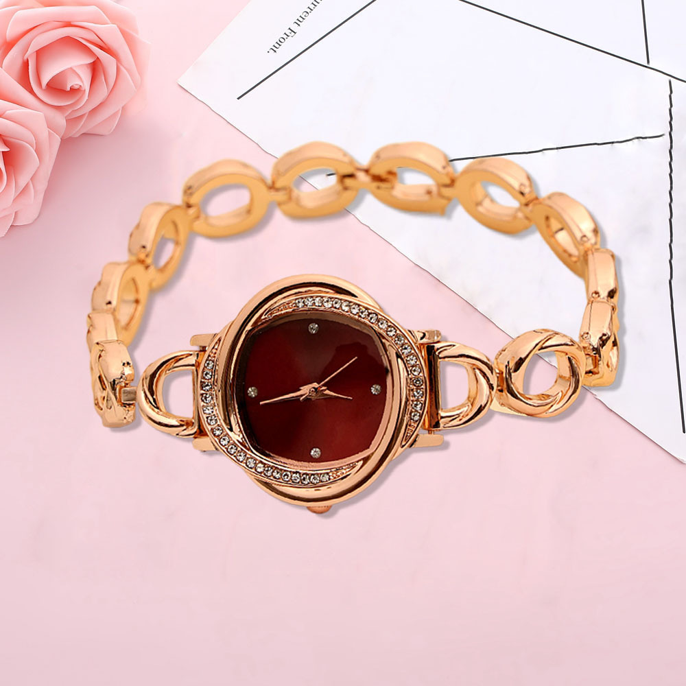 Temperamento cadena de mano reloj de mujer estudiante versión coreana simple casual punto diamante tendencia moda 2024 nuevo estilo Mori mujer