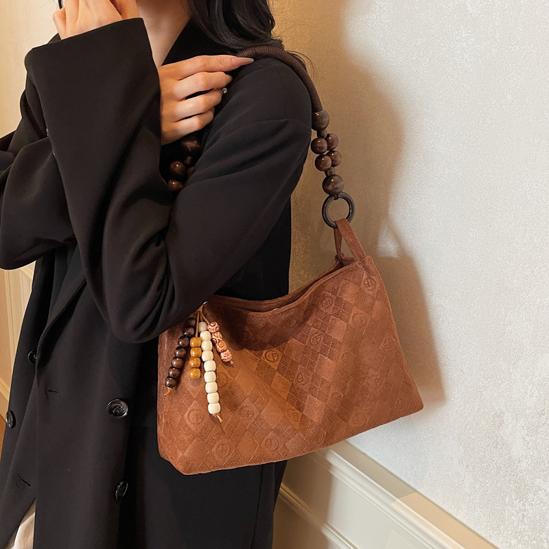 Bolsa de brazo retro retro transfronteriza con cuentas para mujeres 2025, otoño y invierno, nueva bolsa de mano universal, nueva bolsa de hombro de estilo chino