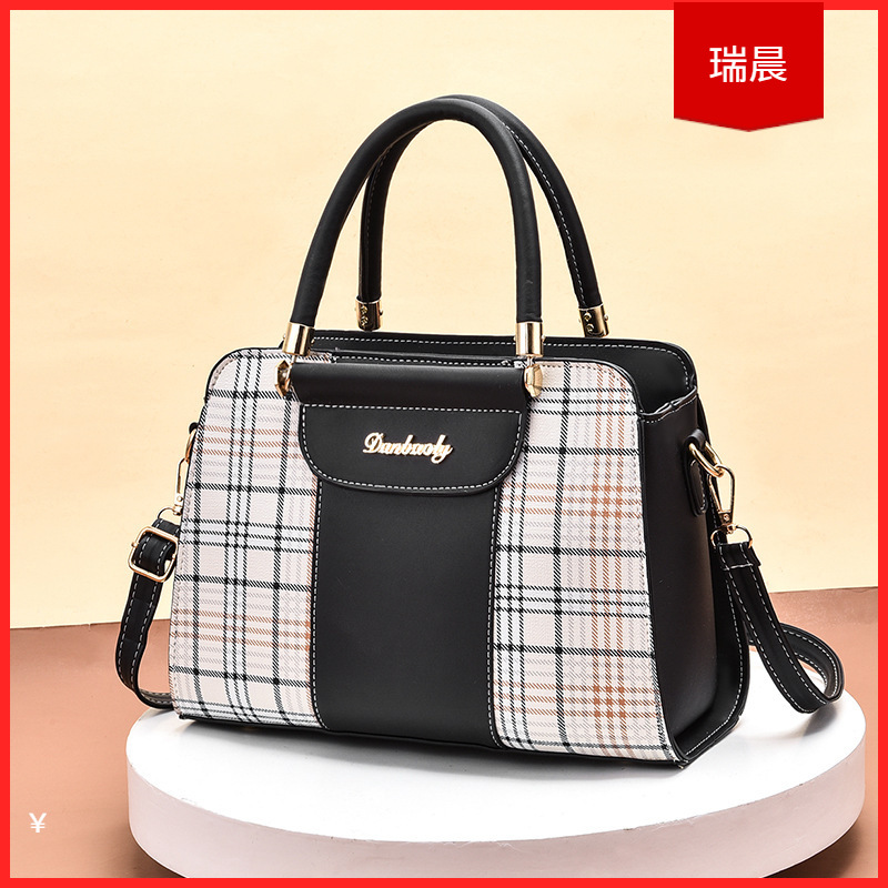 shoulder bag